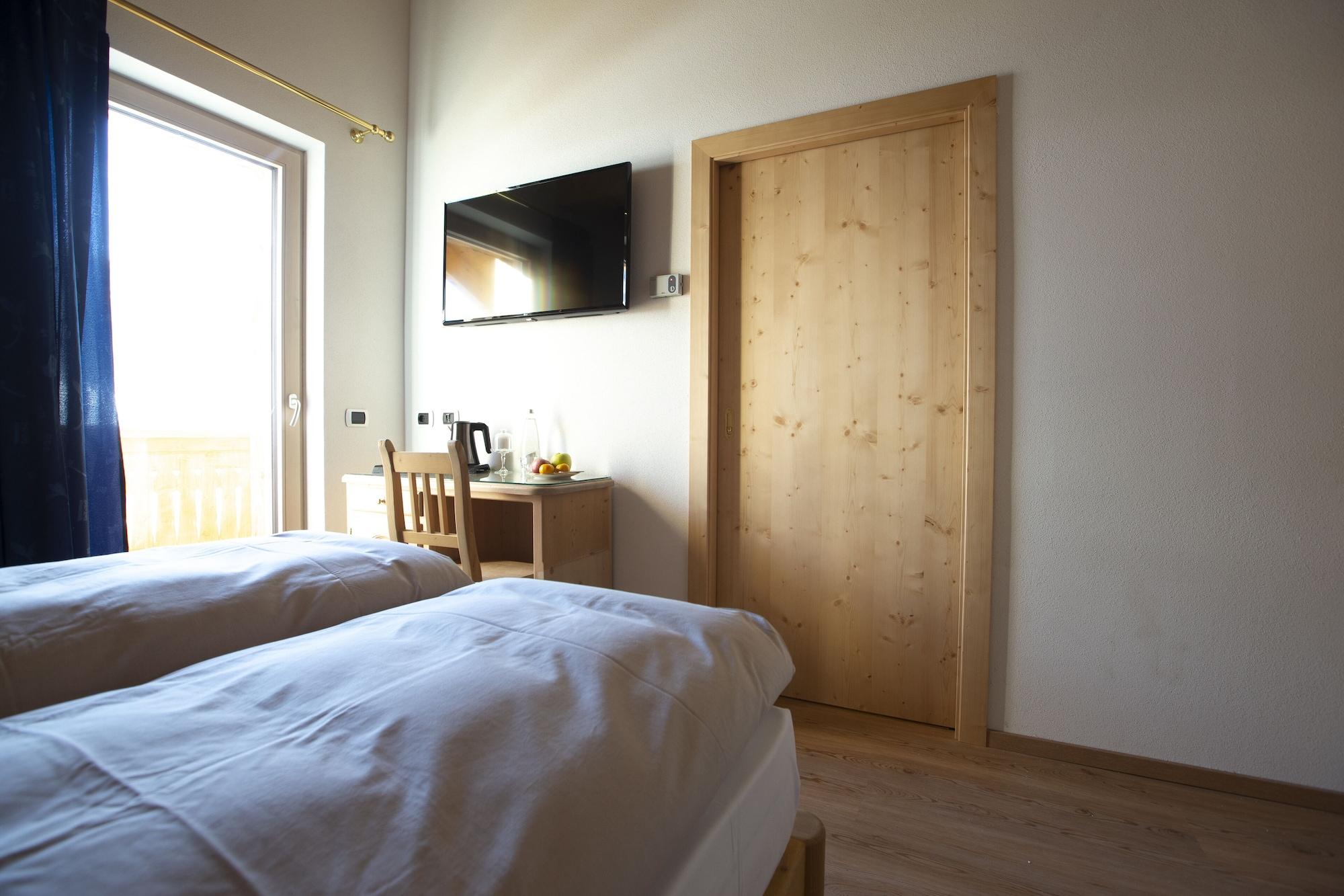 Hotel "La Suisse" Livigno Exterior foto