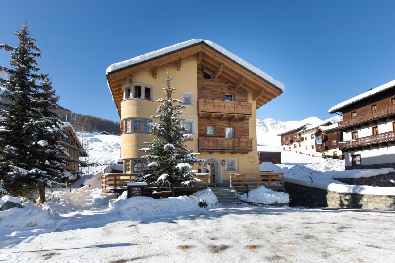 Hotel "La Suisse" Livigno Exterior foto